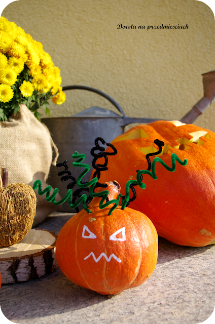 Haloween dynie zabawa na haloween ozdoby z dyni