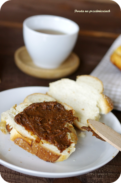 Przetwory, krem daktylowo-śliwkowy, domowe śniadanie, zdrowe jedzenie healthy food smarowidło inny dżem